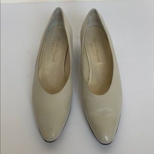 Robert Clergerie Cream Heels